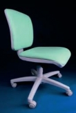 Židle s opěradlem s šedými plasty